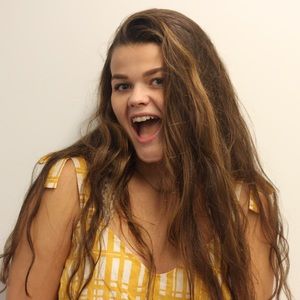 Meet your Posher, Madeleine